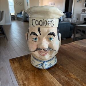 Vintage McCoy Chef cook jar in great condition